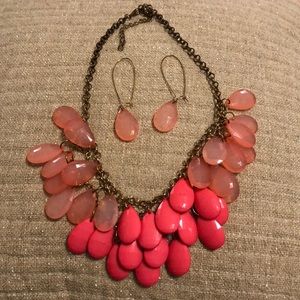 Pink necklace and earring set